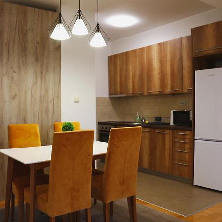 S Apartment Skopje Esterno foto